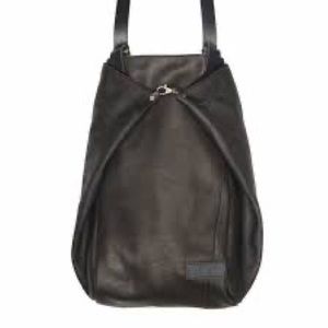 Lowell MTL caisgrain bucket bag slow fashion